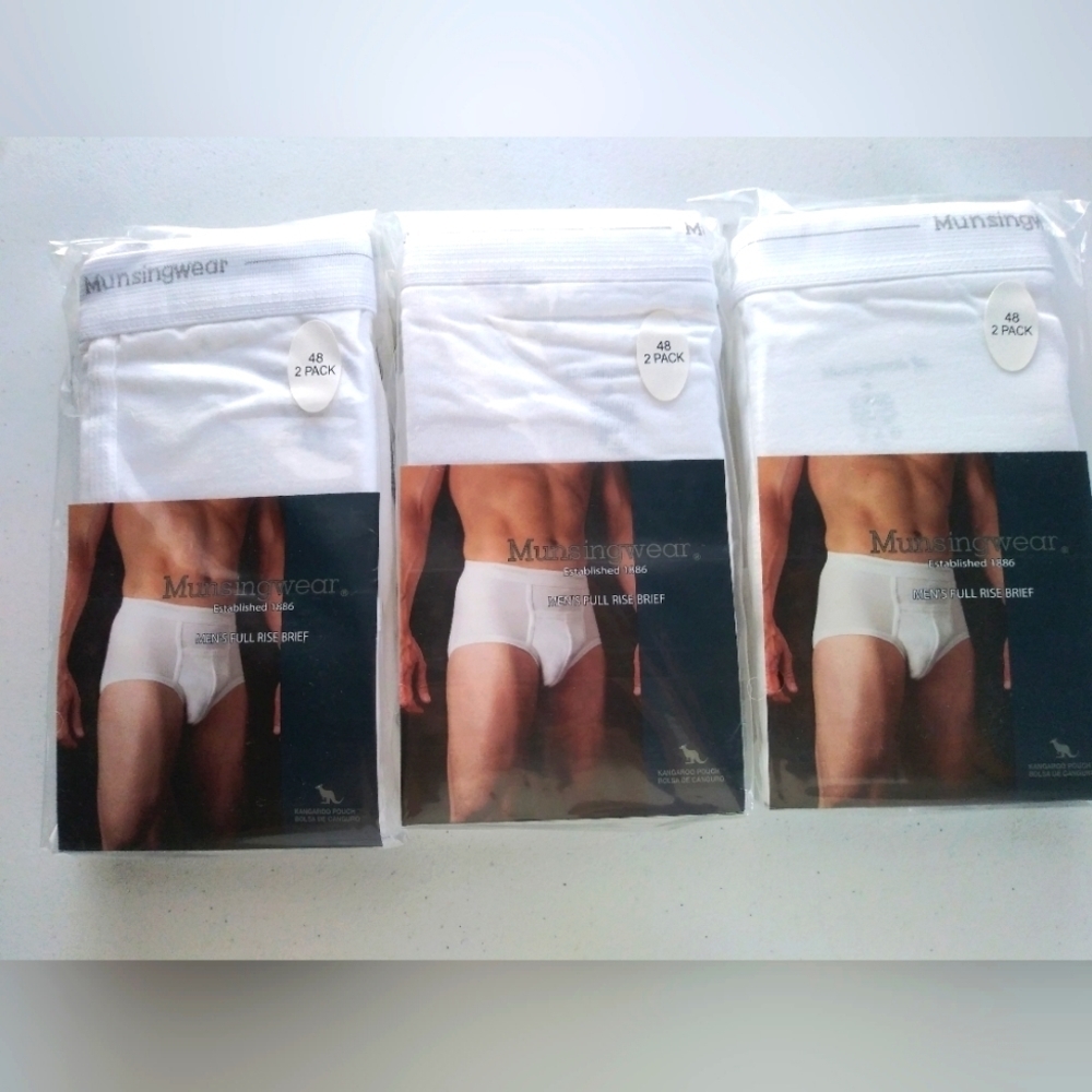 Munsingwear Men's full rise brief Size 48